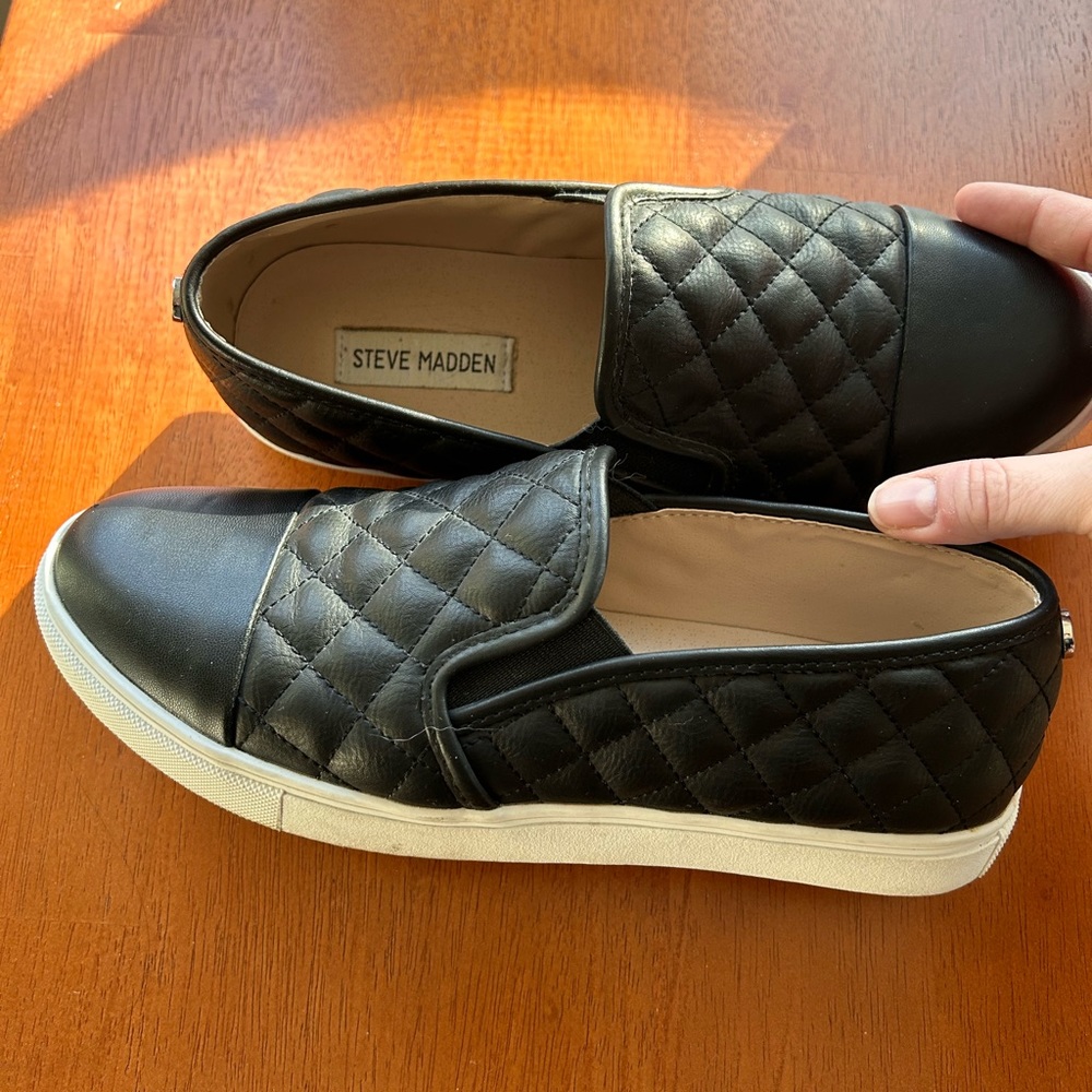 Steve Madden leather loafers only worn twice!